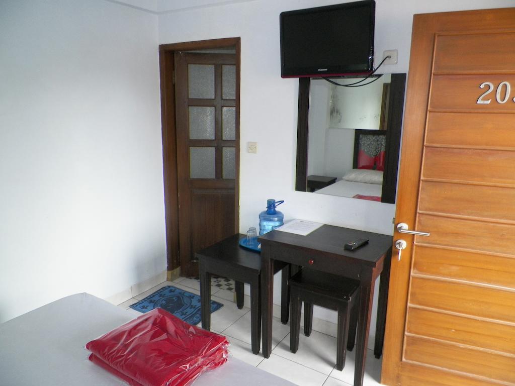 Rose Inn Pangandaran Kamer foto