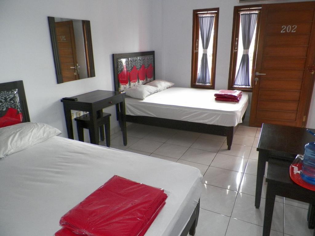 Rose Inn Pangandaran Kamer foto