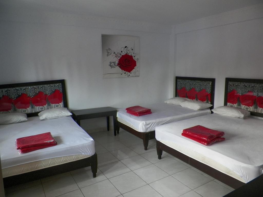 Rose Inn Pangandaran Kamer foto