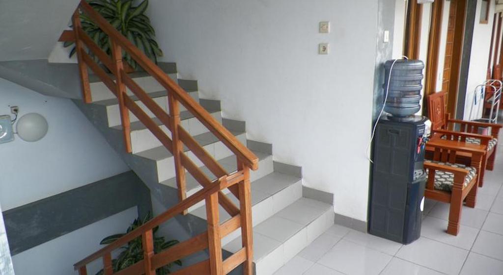 Rose Inn Pangandaran Buitenkant foto