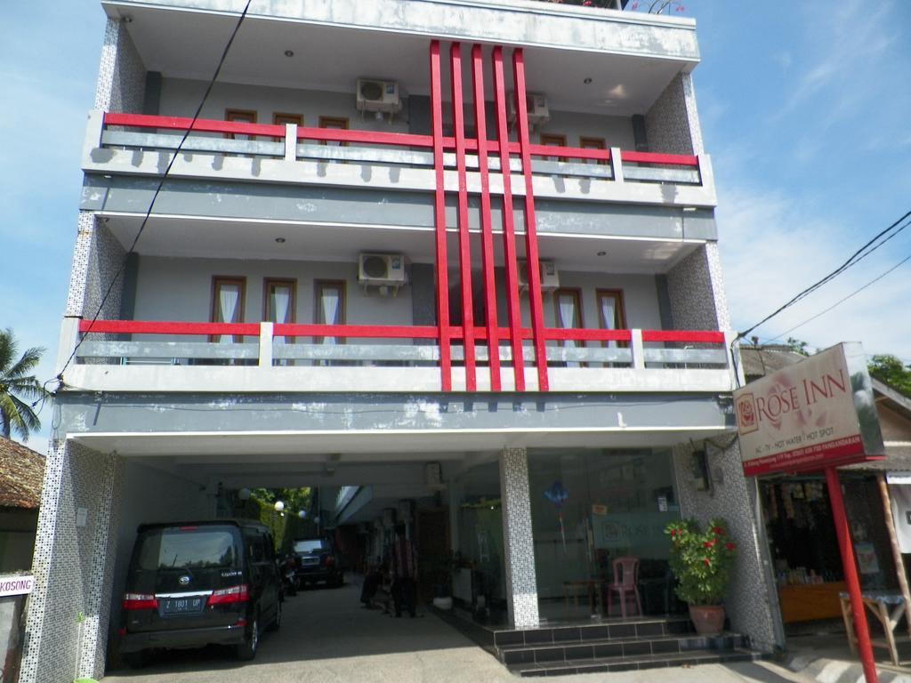 Rose Inn Pangandaran Buitenkant foto
